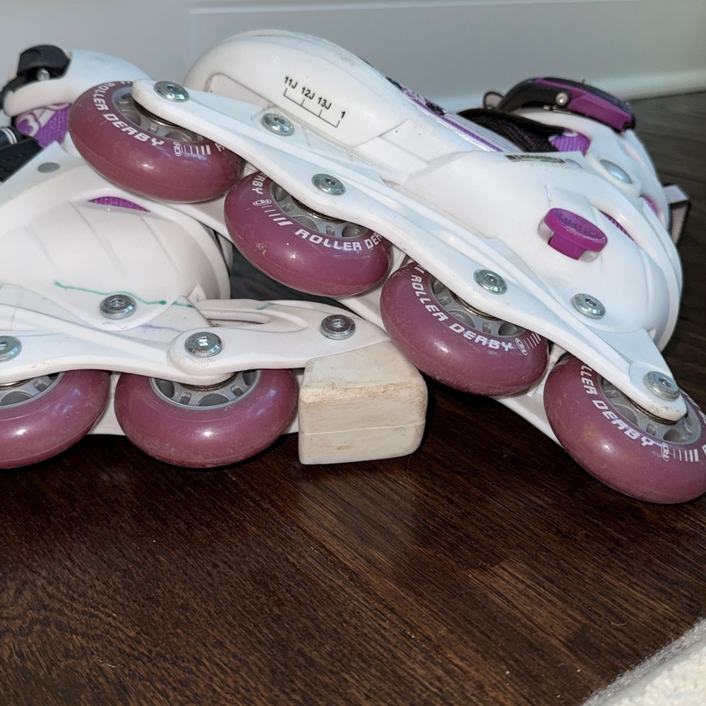 Roller Derby Stryde Purple and White Rollerblades adjustable size 11-1 w pads - Picture 9 of 12